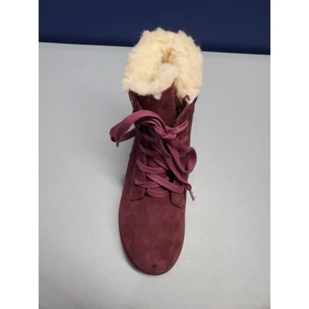 BEARPAW Phoebe Boots Womens 5 Girls 3 Purple Suede‎ Water Resistant Lace Up